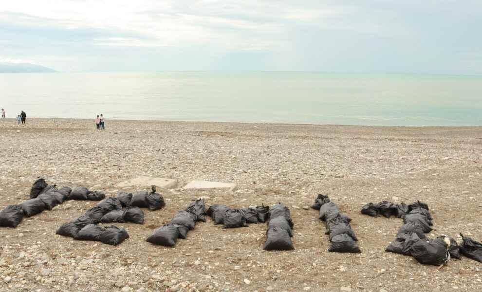 برنامه پاکسازی محیط زیست با موضوع محیط پاک, زندگی سالم با همکاری مهاجرین محترم مقیم شهر ترابزون انجام شد